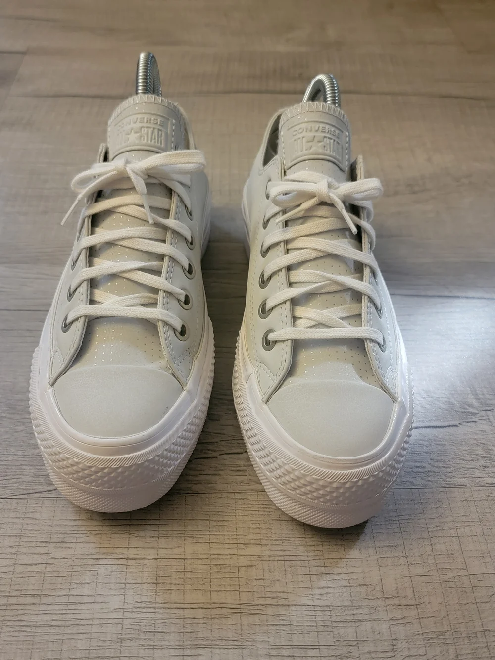 Converse Chuck Taylor All Star Low Top Sneakers - White